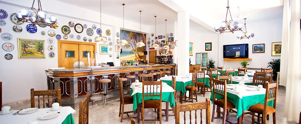 Hostal Villa Cati Peguera Guest house